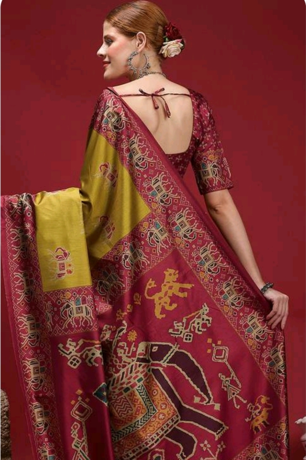 Vastrikaara Magenta Yellow printed Silk Saree