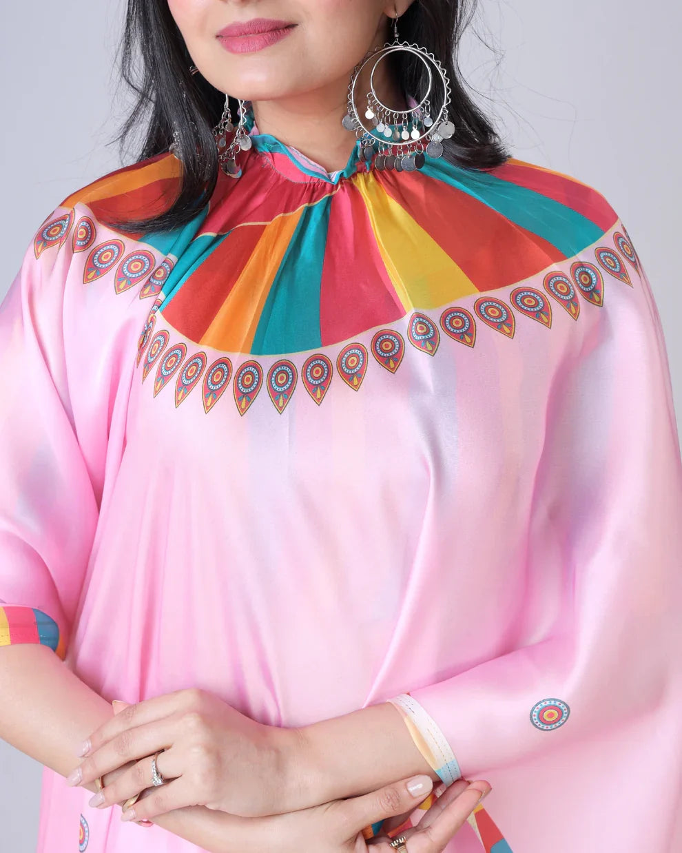 Vastrikaara Pink Ethnic Contrast Border Freehand Designer Saree